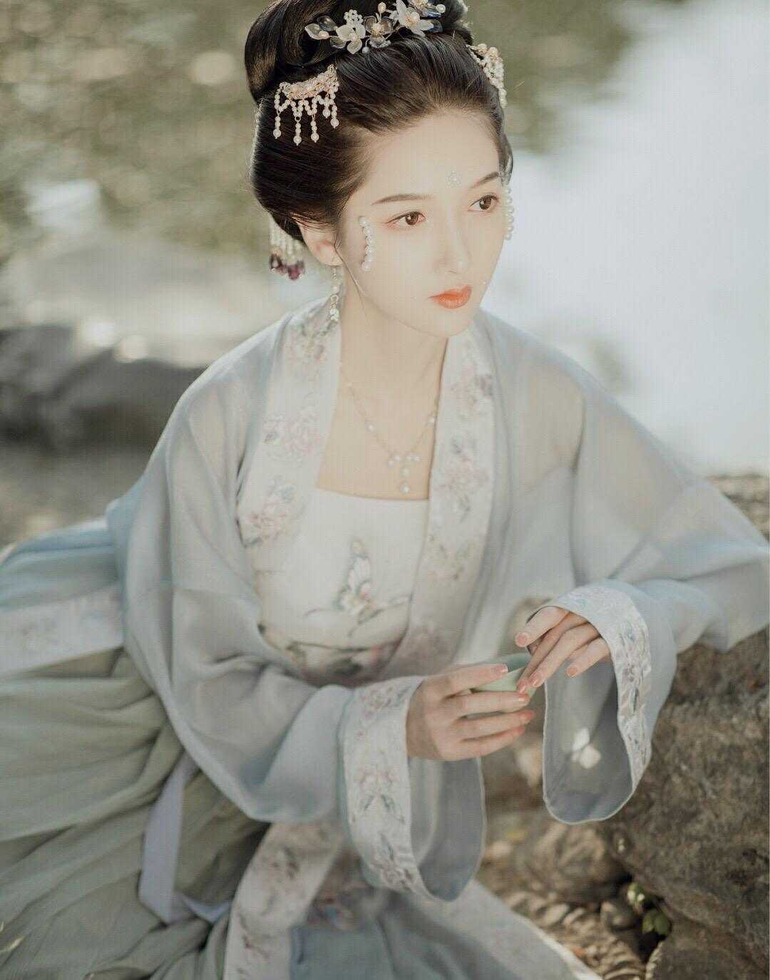 改嫁后，我成了渣男他娘精彩小说