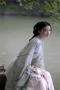 勇闯自媒体后，我成顶流主播了小说