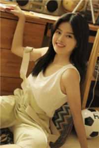 退婚世子后，她改嫁朝中摄政王