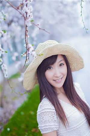 乖，别走！他又在哄他的前女友牧也容赤