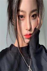 重生后，我和美女房客的日常