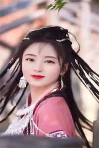 穿成反派妻子后，她每天都在自救全集