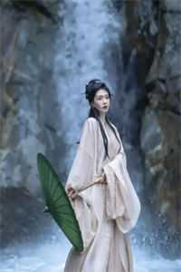完整版阅读活成前任白月光后，她桃花朵朵开
