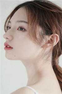 逃荒农女：捡到残暴王爷她哭了火爆小说