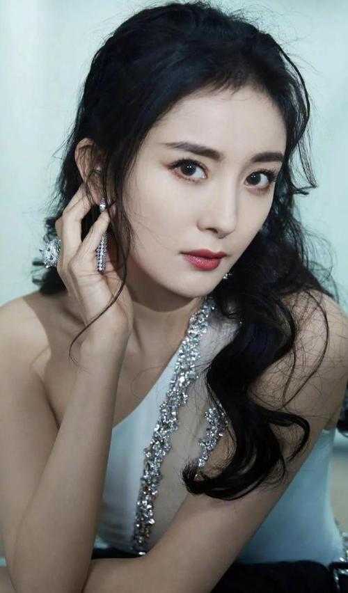 完整版阅读逃荒女变富婆：糙汉宠妻无下限？