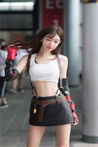 穿成手辣小宫女，疯批暴君抱着宠已完结