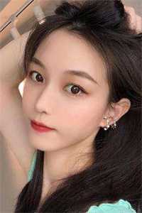 官诱：分手后，高官女儿爱上我精彩小说
