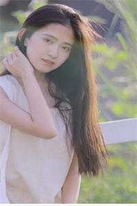 和首富闪婚后，她成了大佬心尖宝