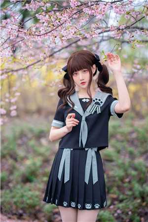 掠夺机缘后，炮灰女配上位了全文阅读