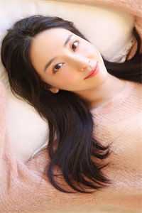 零七重启：她致力于打造初代网红精彩小说