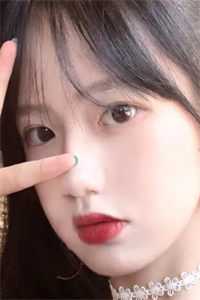 惨死后，医妃重生提剑杀疯娘家火爆小说