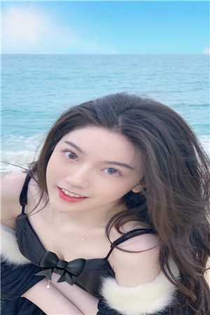 杨咩咩许星漾写的小说勇闯娱乐圈，一不小心癫成了顶流全文阅读