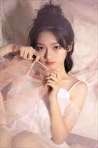 惨死后，医妃重生提剑杀疯娘家火爆小说