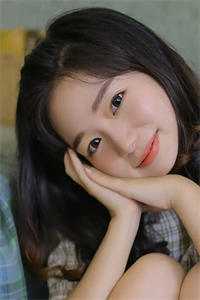 重生后拳打后妈脚踩亲爸