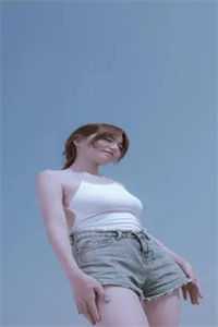 视若己出的侄女，将我告上了审判法庭。