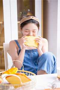 未婚夫婚礼逃婚后，我和别人领证