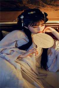 婚礼上，老公和小青梅互诉爱意