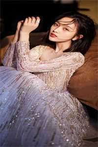 打脸白莲假千金