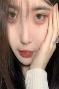 把白月光送给老公