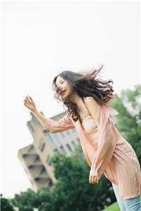 越轨之思，爱过无痕