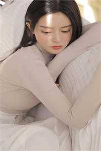 女儿坠楼，妻子却陪师弟找狗
