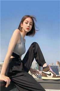 老婆为助理包下迪斯尼，我带女儿离开
