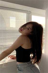 穿成炮灰女主后，引诱了疯批暴君精彩小说