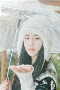 姐姐结婚，要去两元店买三金