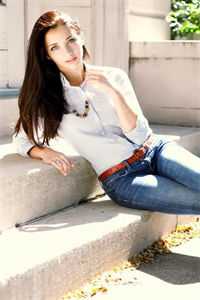 死后三年，未婚夫抱着我的枯骨求我原谅