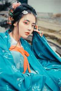 月沉西海不相见