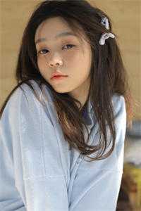 女儿认人做爹后，后悔求我原谅