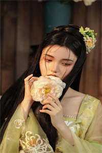 男友从哀牢山回来后，像变了个人