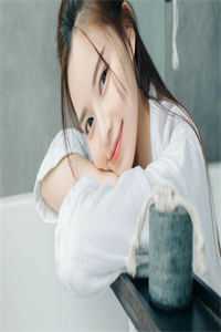 我暴揍小白花女主