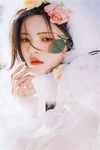 角膜穿孔后,老公叫我给女邻居贴睫毛