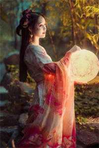 撞上老太婆