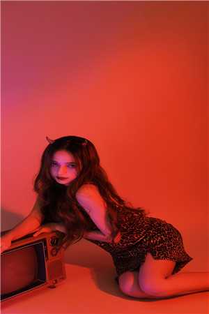 霸道女鬼爱上他