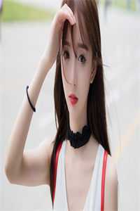 未婚妻逼我转让公司，可我重生了秦融彻哥结局+番外+完结