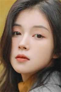 被撞成重伤，律师老婆却为白月光辩护精彩小说