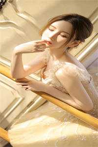 两界游戏：只要充钱我就能变强！陆轩李清雅