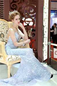 我和爸爸离婚后，兼祧两房的老婆和妈妈慌了后续+番外
