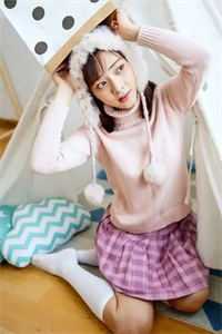 充一元返一万，美女学姐疯狂后悔小说