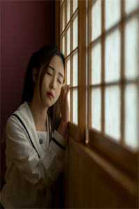 回归豪门后，拜金女友跪地唱征服后续+结局