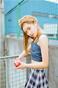 穿越星际：我变成了一条美人鱼