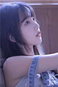 在崔夫人背后