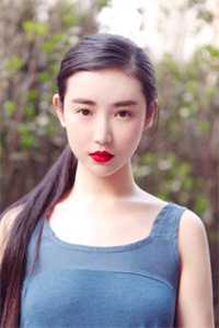 农门田园医药香，她成了团宠娇女