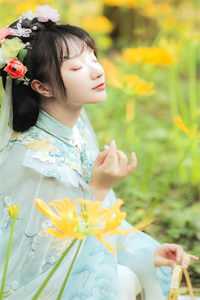 女尊：每天都在想着怎么吃饱饭
