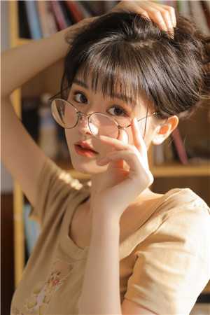 舔狗觉醒后，女神成了我的小迷妹