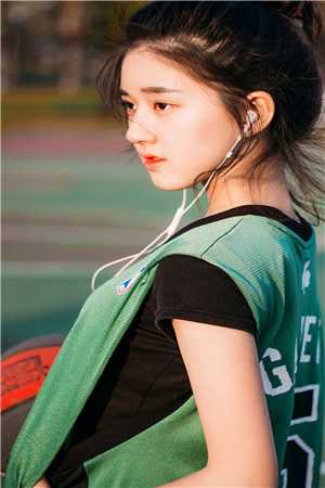 穿成难产四福晋，四爷他动心沦陷
