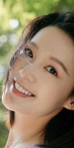 让你当假太监，你却娶了女帝