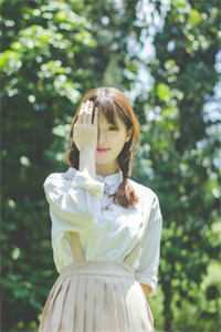 全集余音从未了，他心上袅袅